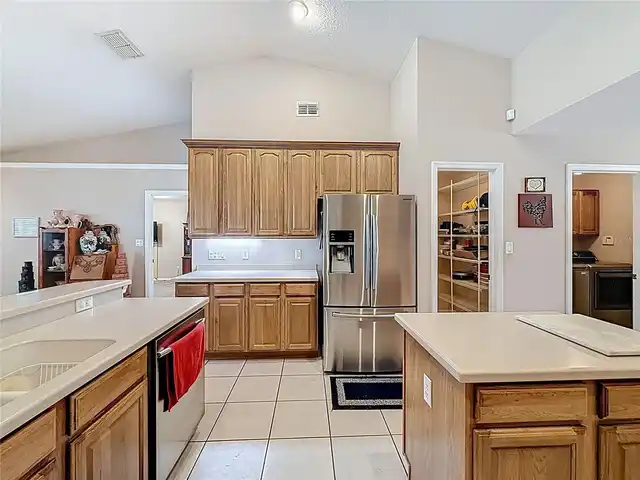 Listing Photo 15