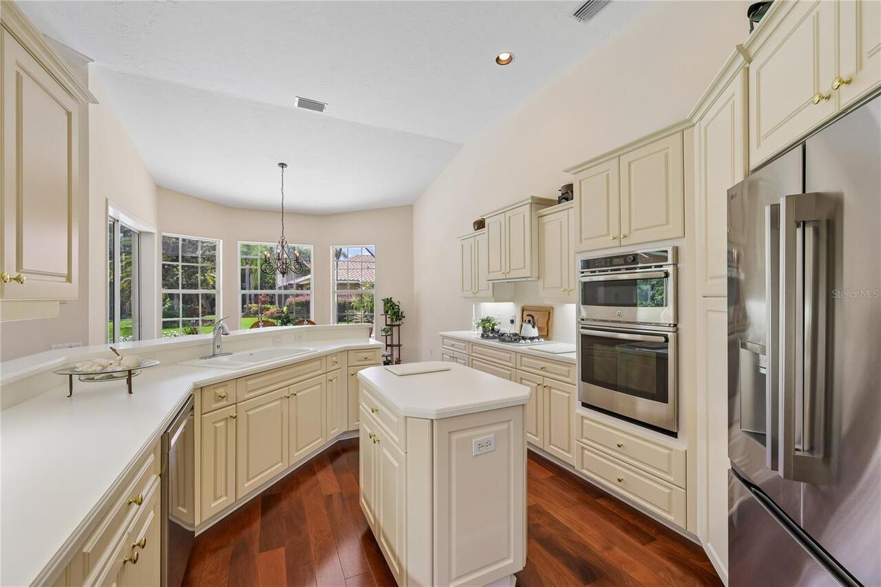 Listing Photo 14