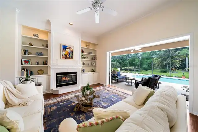 Listing Photo 11