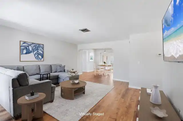 Listing Photo 5