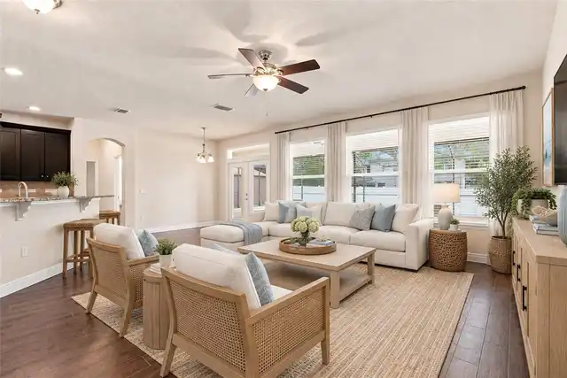 Listing Photo 17