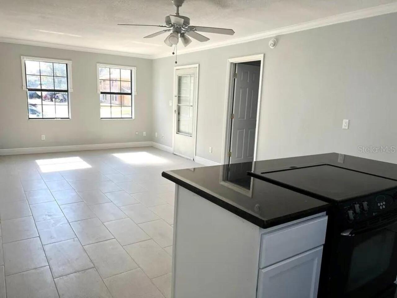 Listing Photo 12