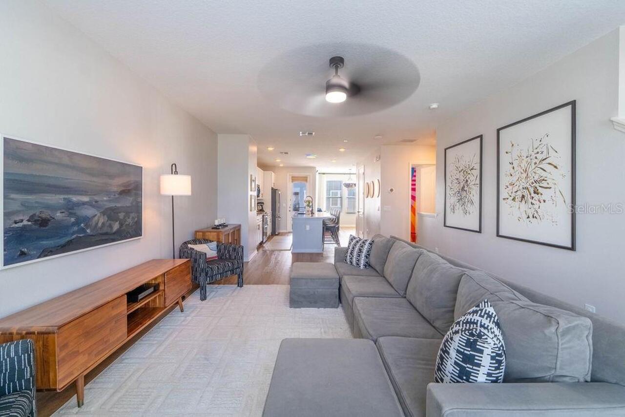 Listing Photo 11