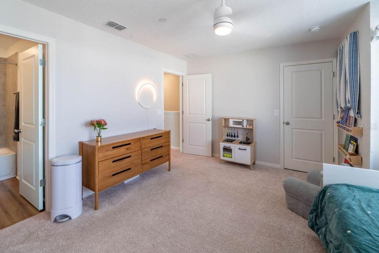 Listing Photo 25