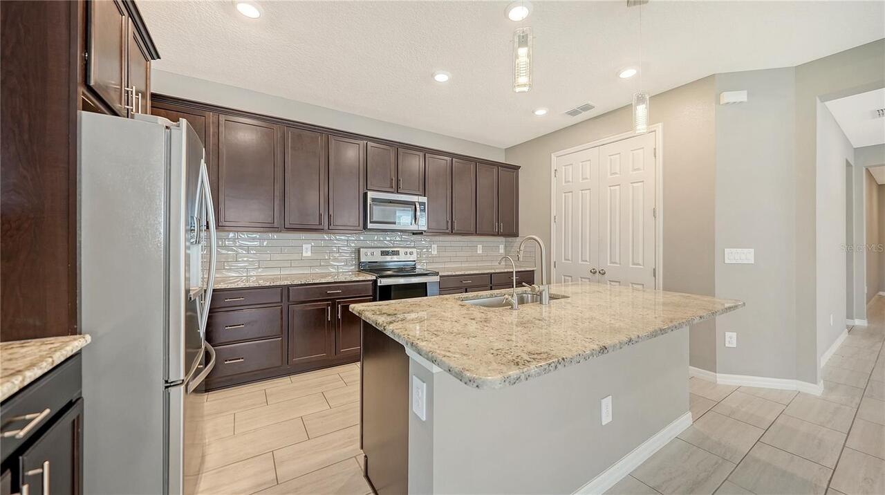 Listing Photo 14
