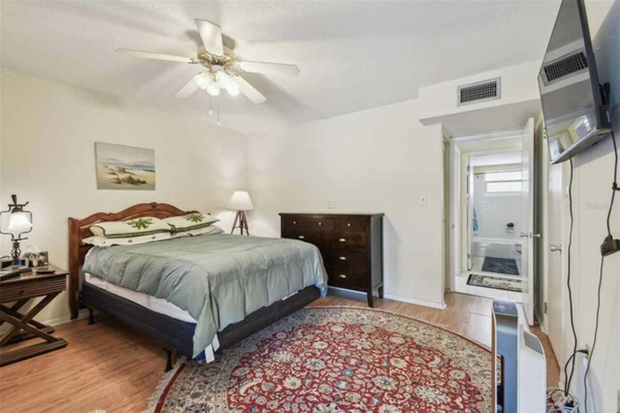 Listing Photo 23