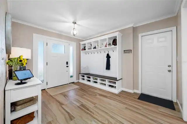 Listing Photo 14