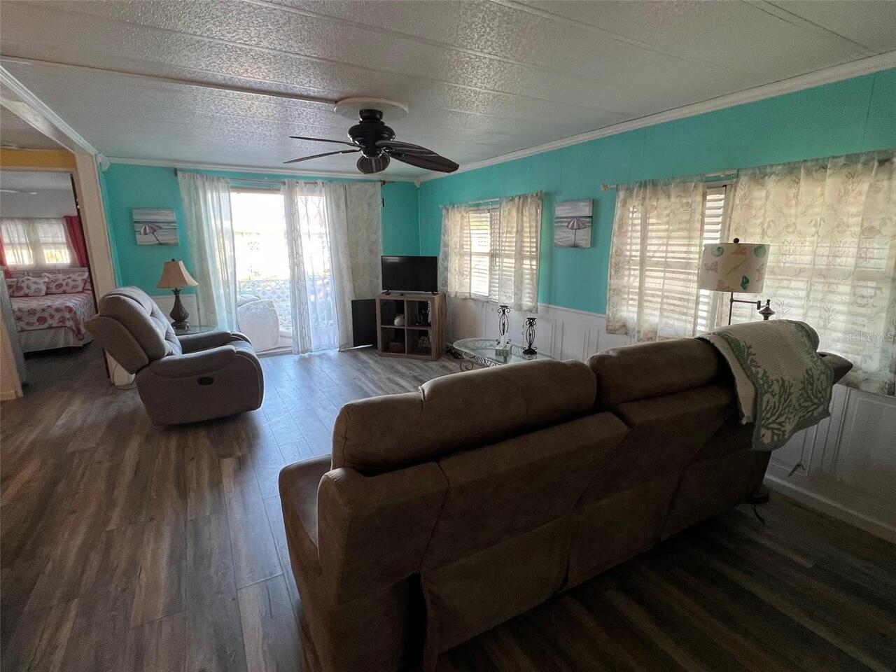 Listing Photo 9