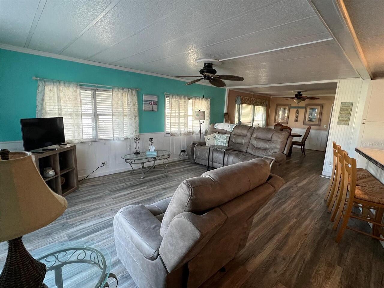 Listing Photo 10
