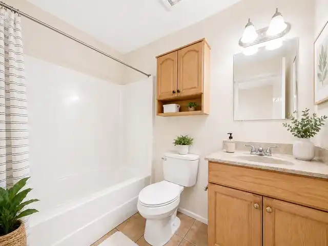 Listing Photo 25