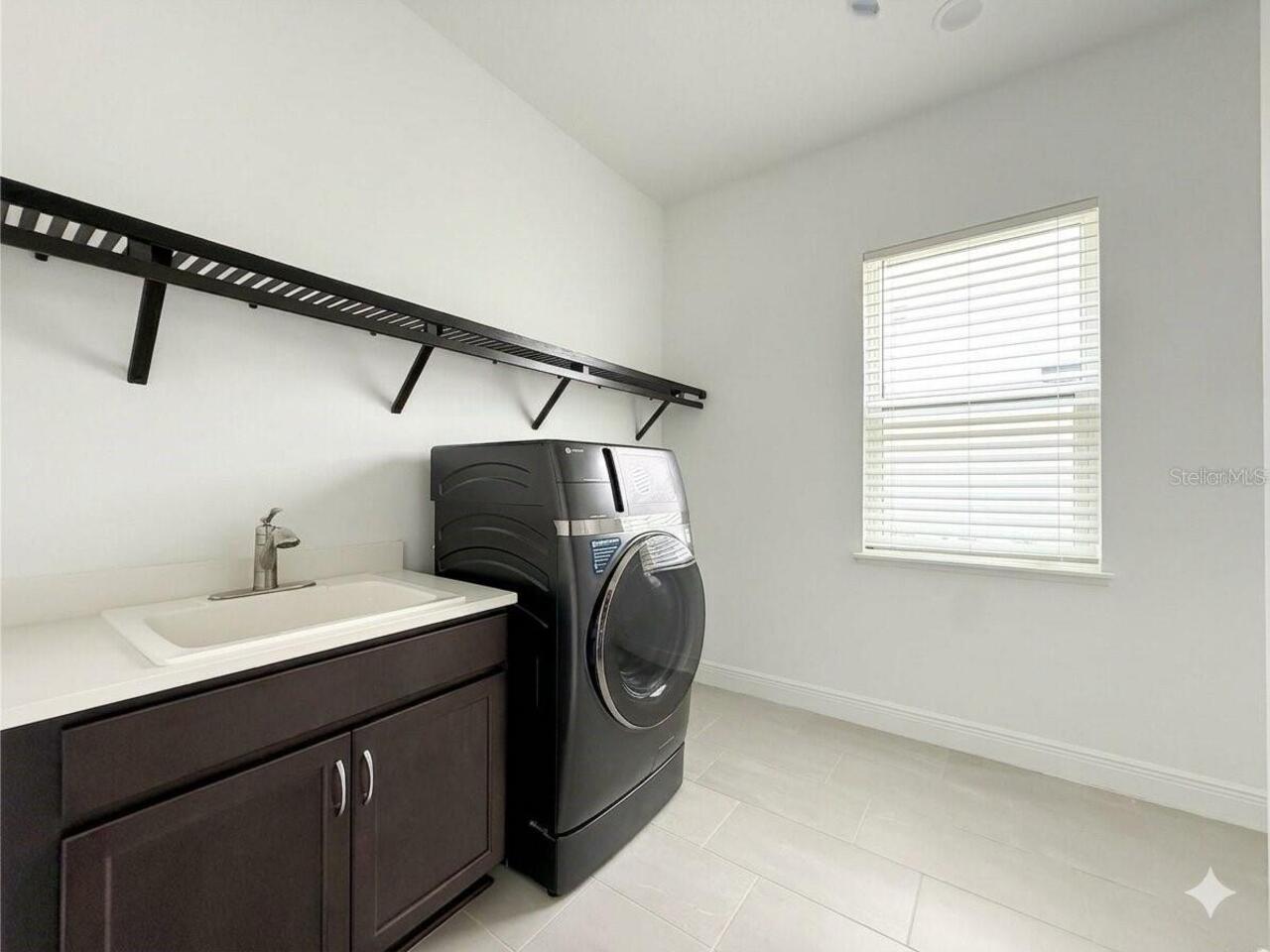 Listing Photo 10