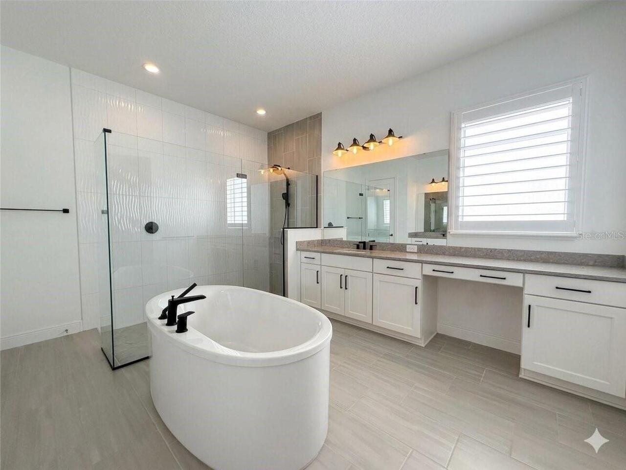 Listing Photo 13