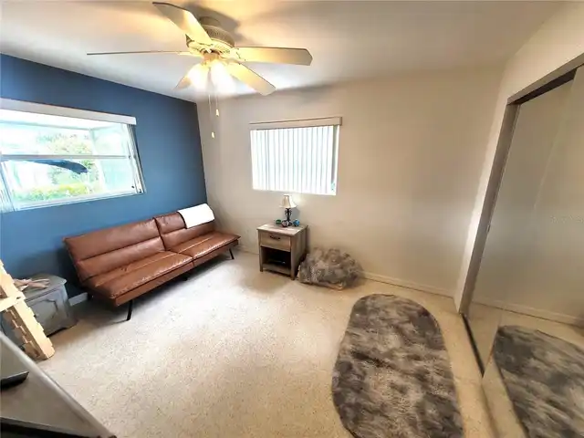 Listing Photo 10