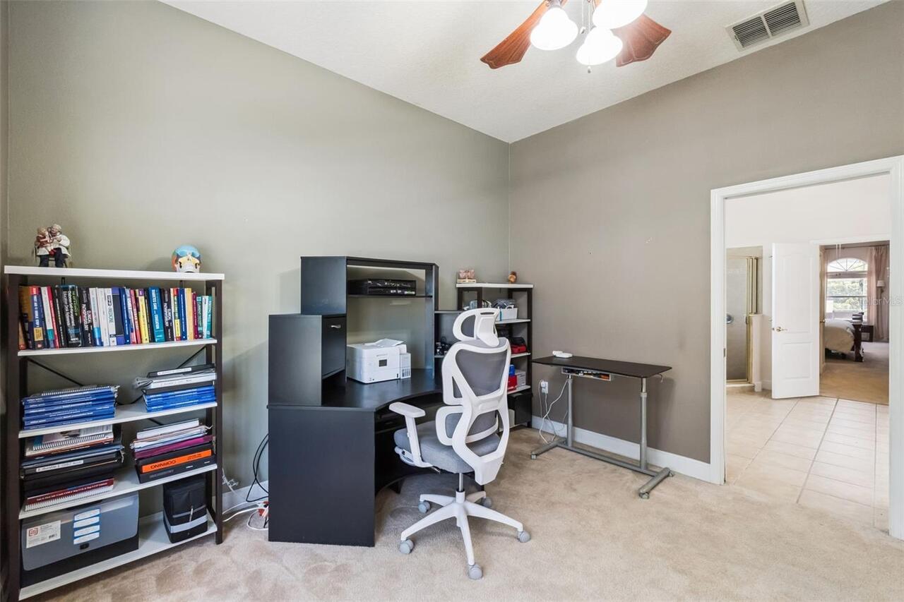 Listing Photo 12