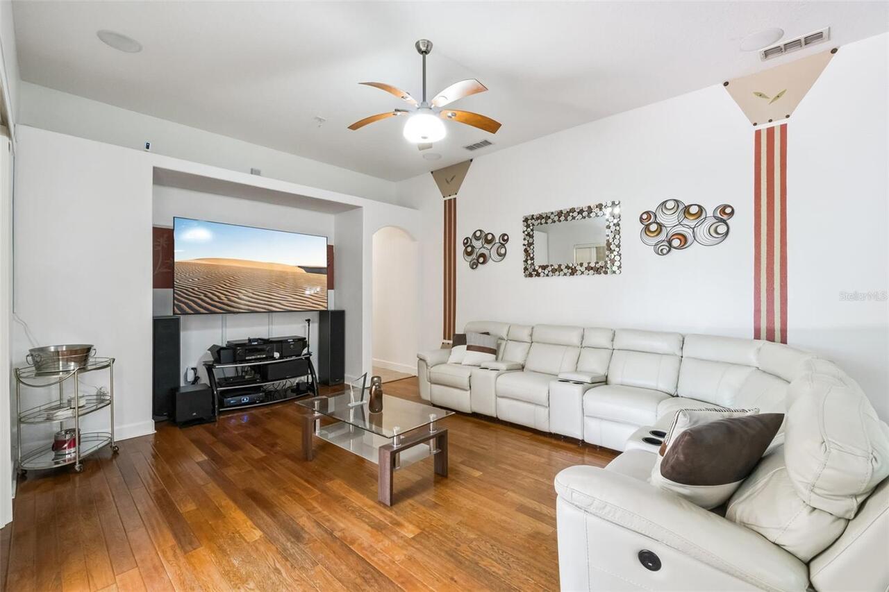 Listing Photo 19