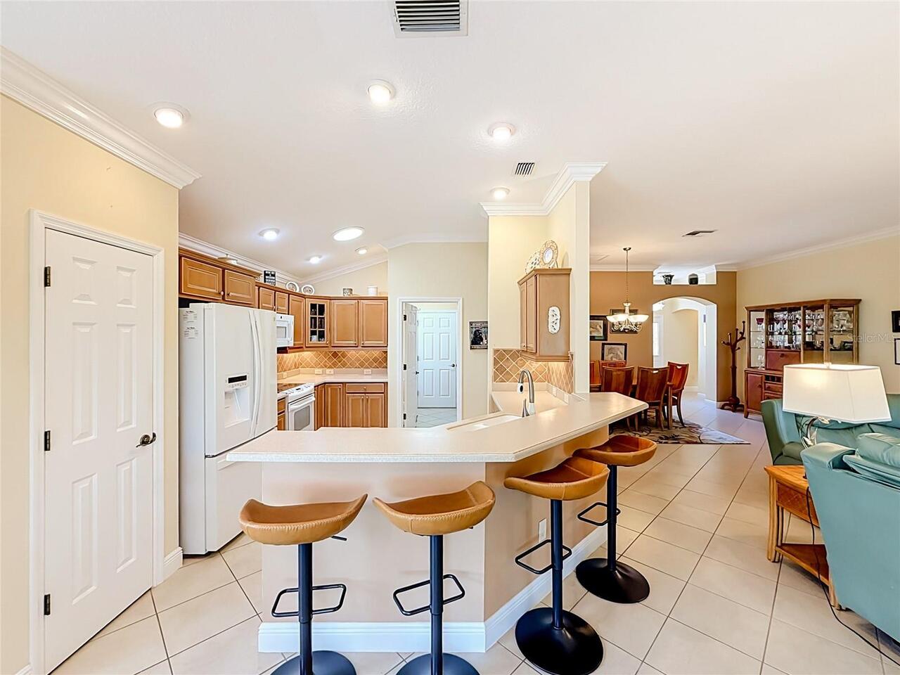 Listing Photo 17