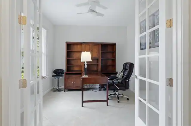 Listing Photo 9