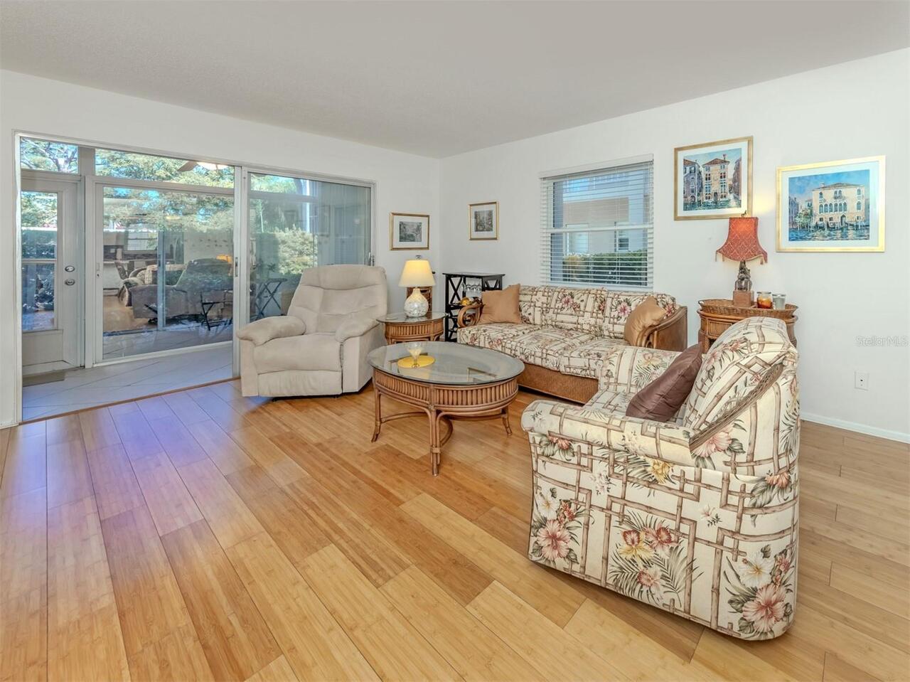 Listing Photo 17