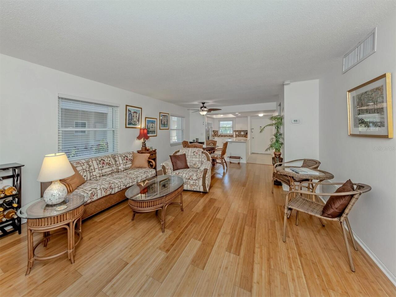 Listing Photo 28