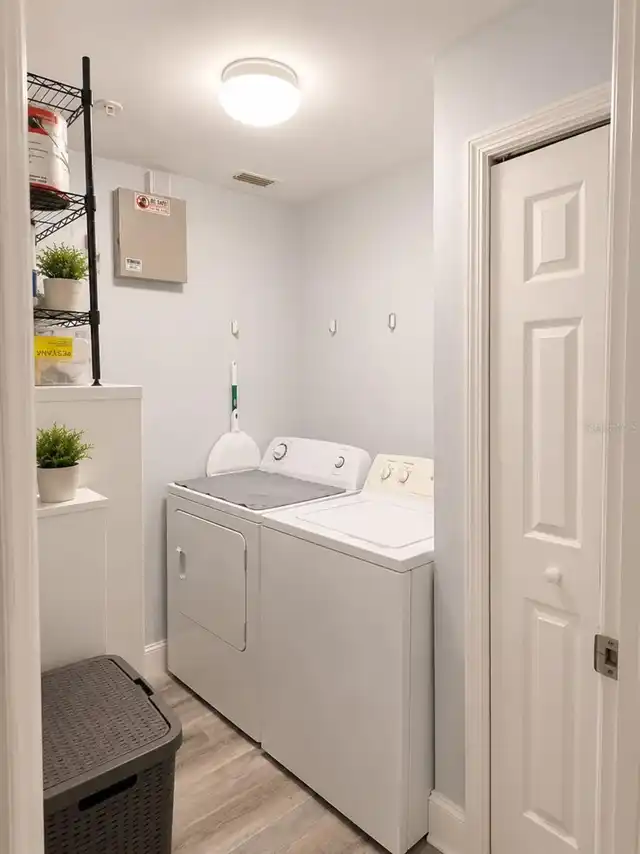 Listing Photo 12
