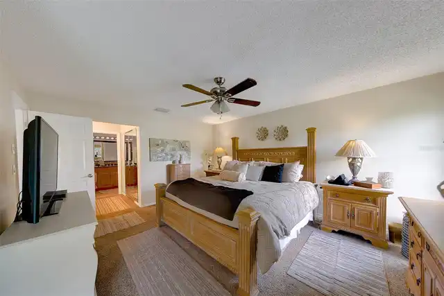 Listing Photo 33