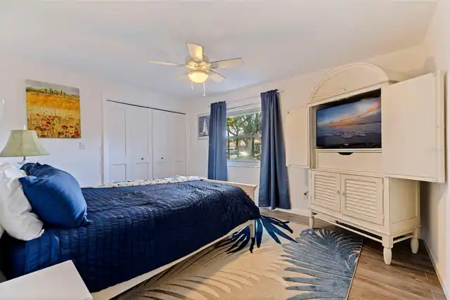 Listing Photo 23