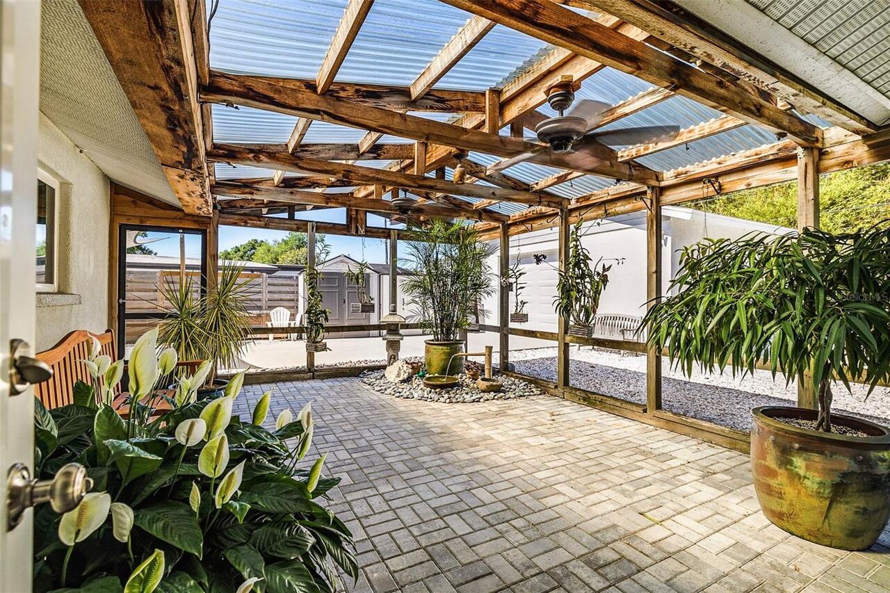 Listing Photo 14