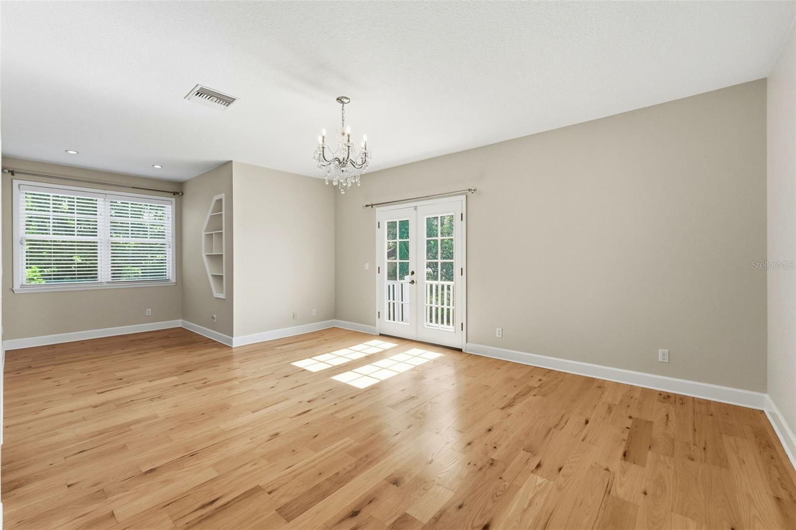Listing Photo 32