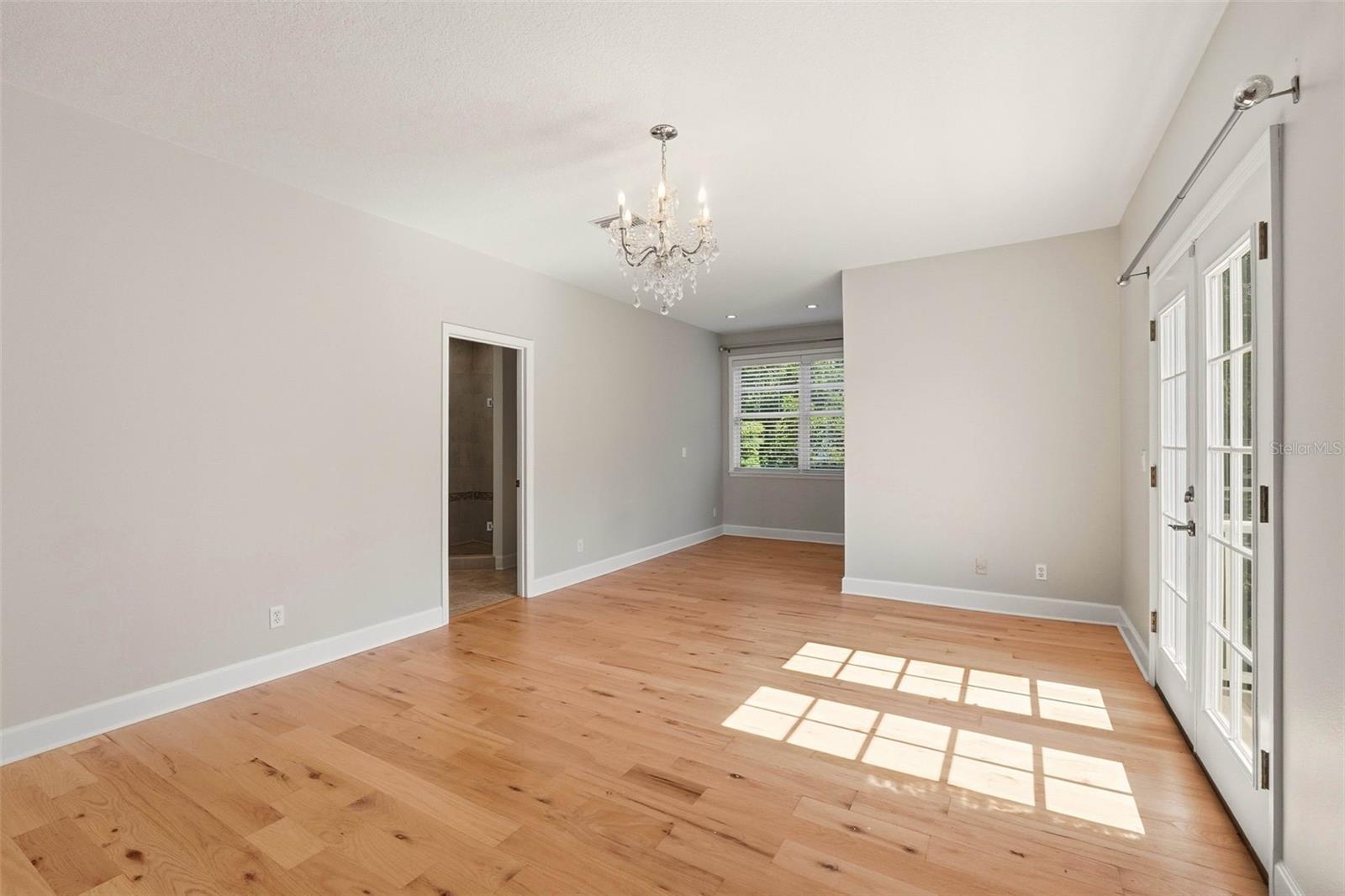 Listing Photo 33