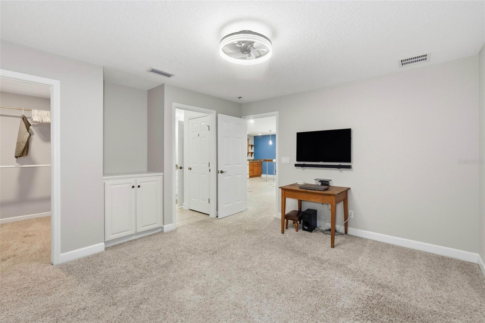Listing Photo 42
