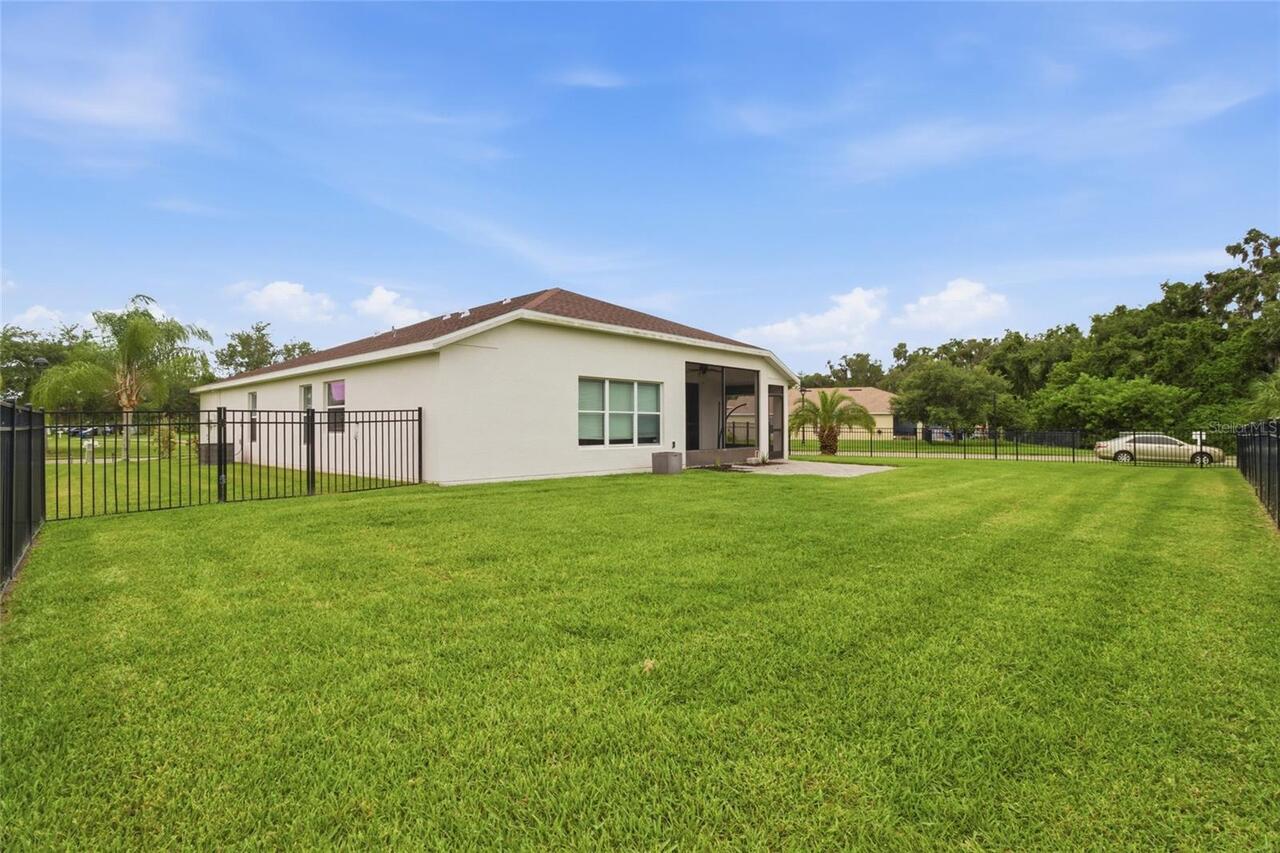 Listing Photo 37