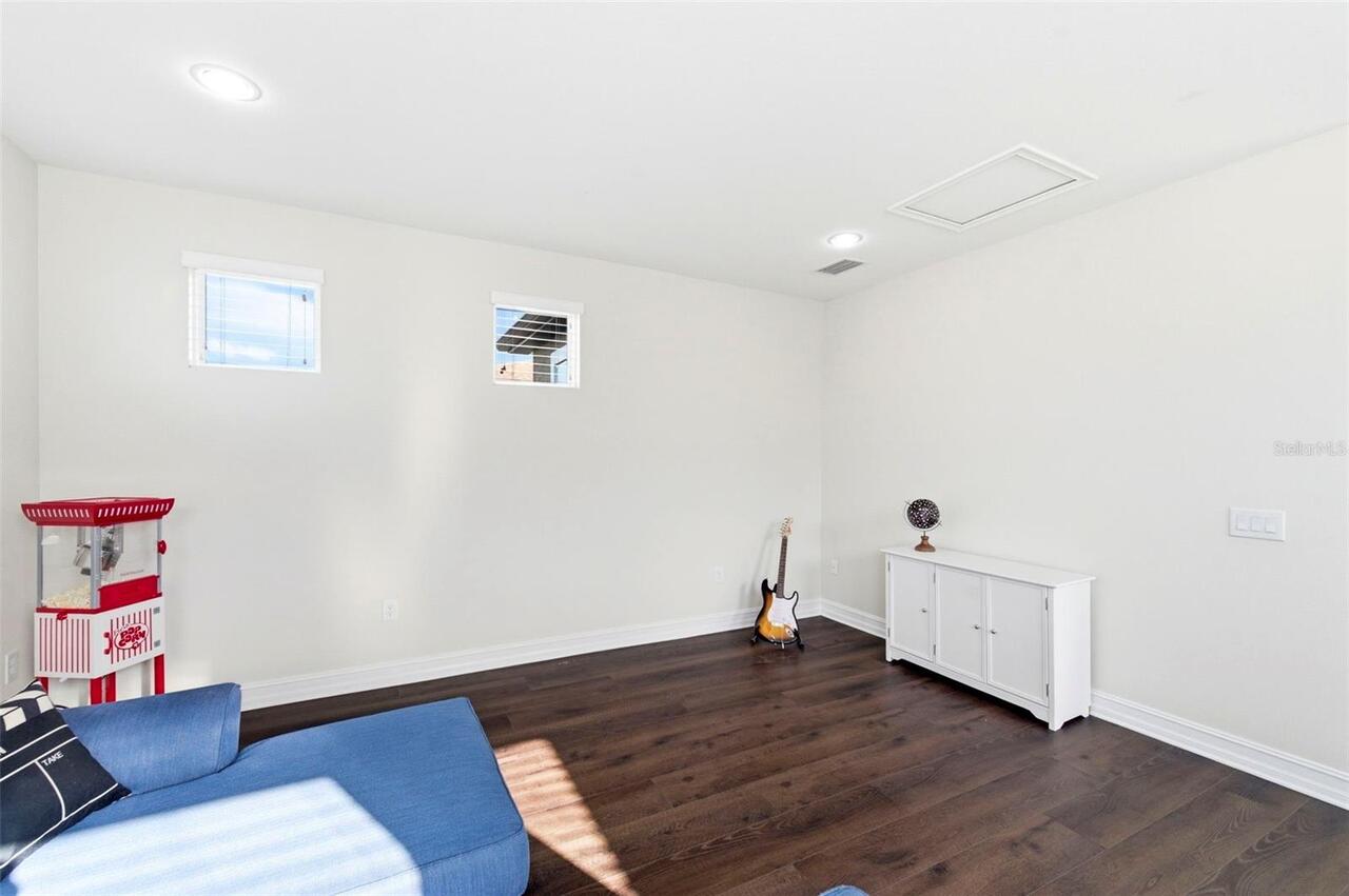 Listing Photo 42