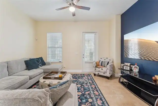 Listing Photo 7