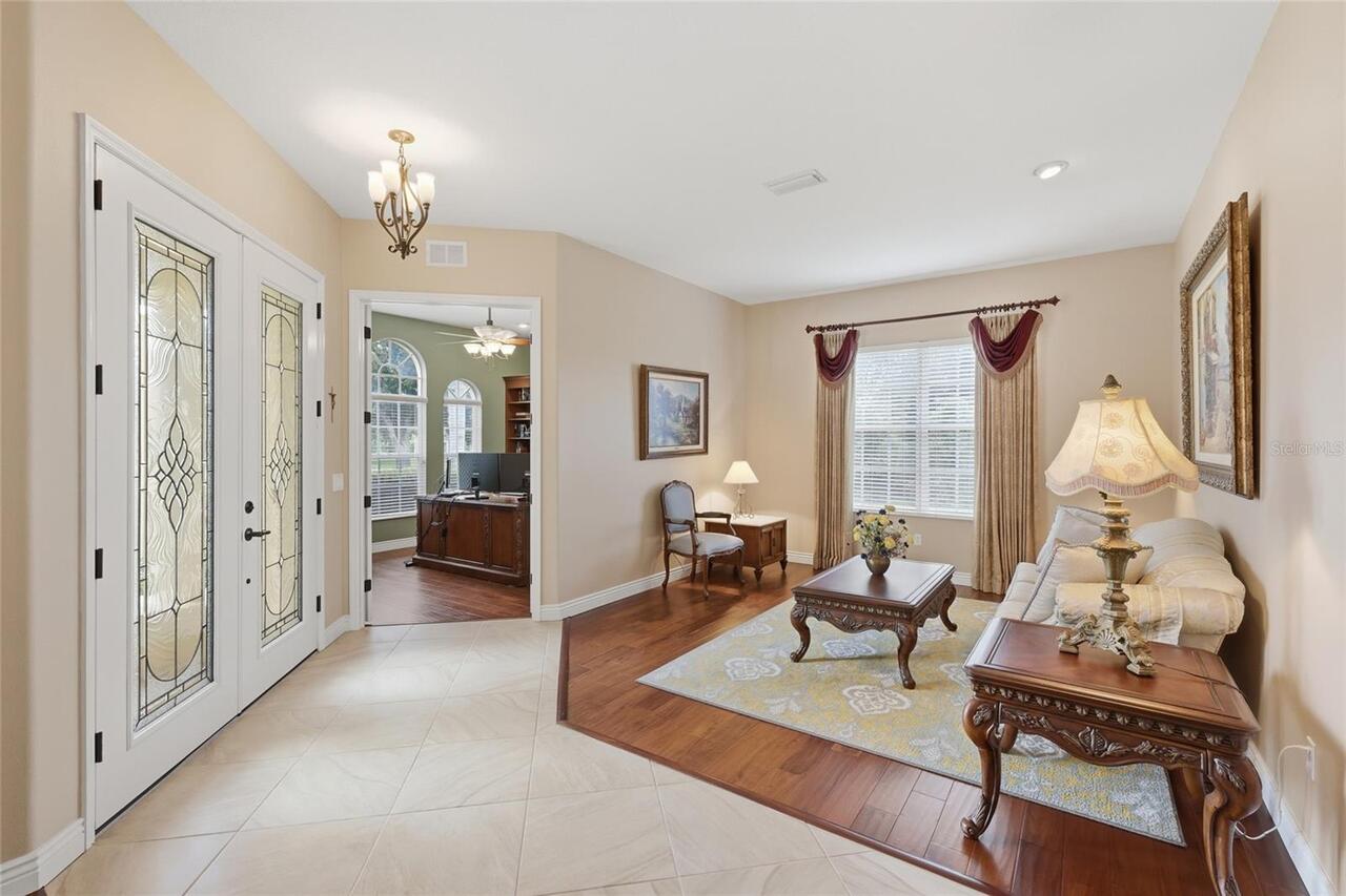 Listing Photo 10