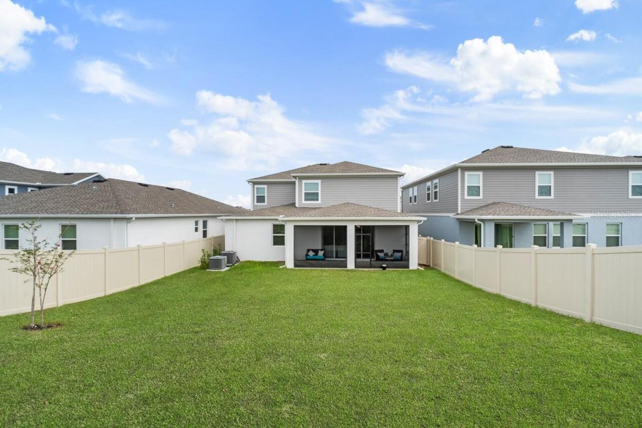 Listing Photo 10