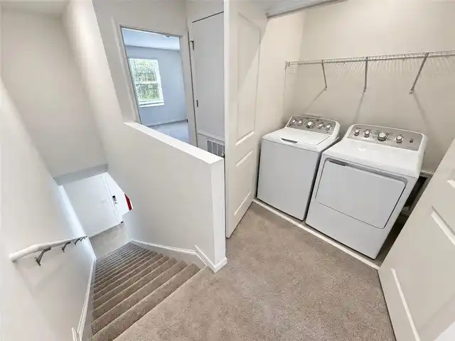 Listing Photo 8