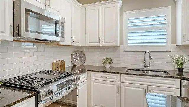 Listing Photo 13