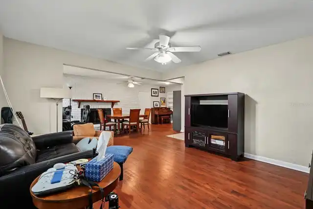 Listing Photo 7