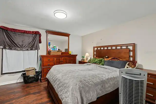 Listing Photo 22