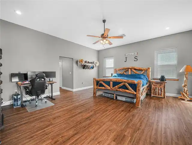 Listing Photo 16