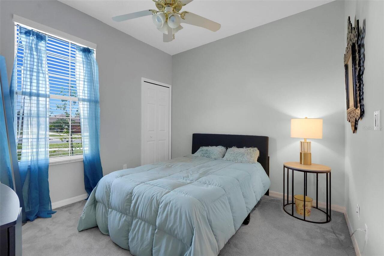 Listing Photo 9
