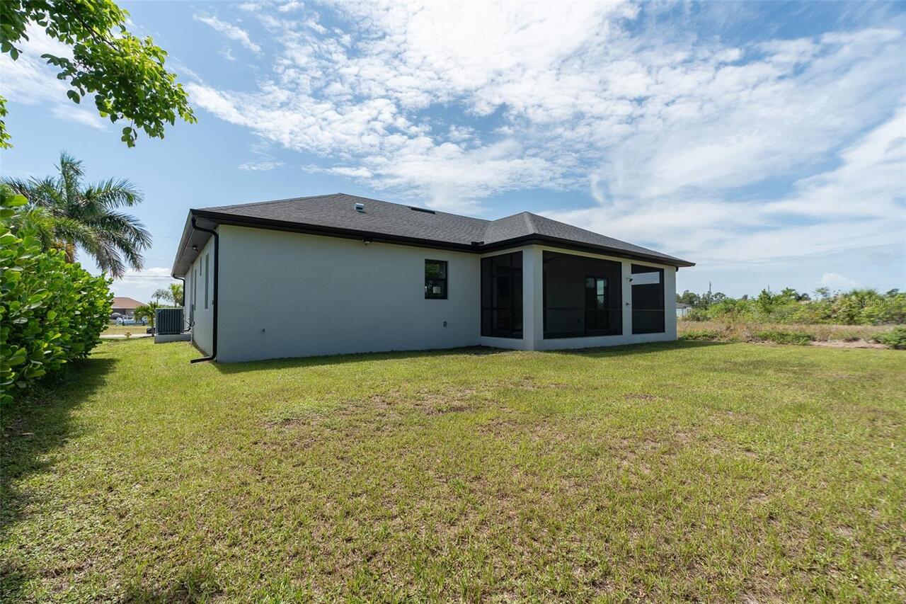 Listing Photo 28