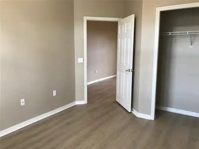 Listing Photo 15
