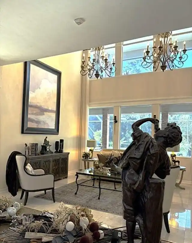 Listing Photo 11