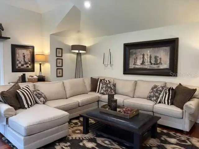 Listing Photo 37