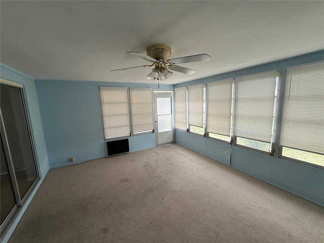 Listing Photo 14