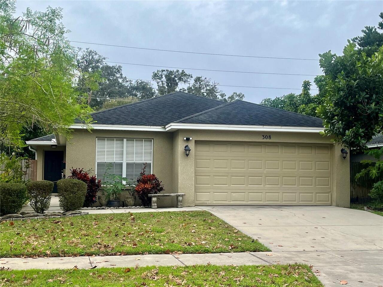 4BR, Residential Lease, 2BA, $2,100
Read More