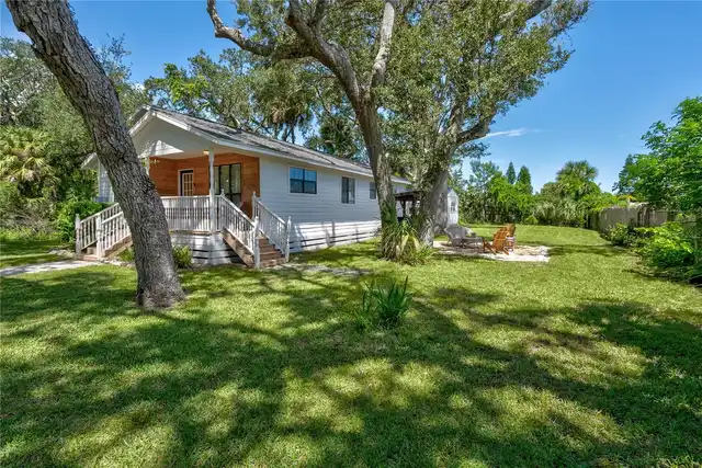 Listing Photo 9