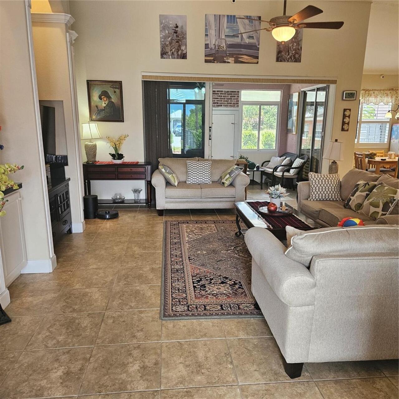 Listing Photo 8