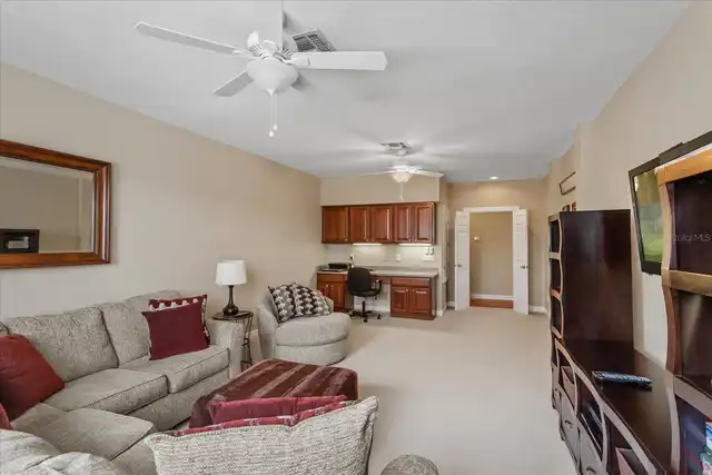 Listing Photo 44